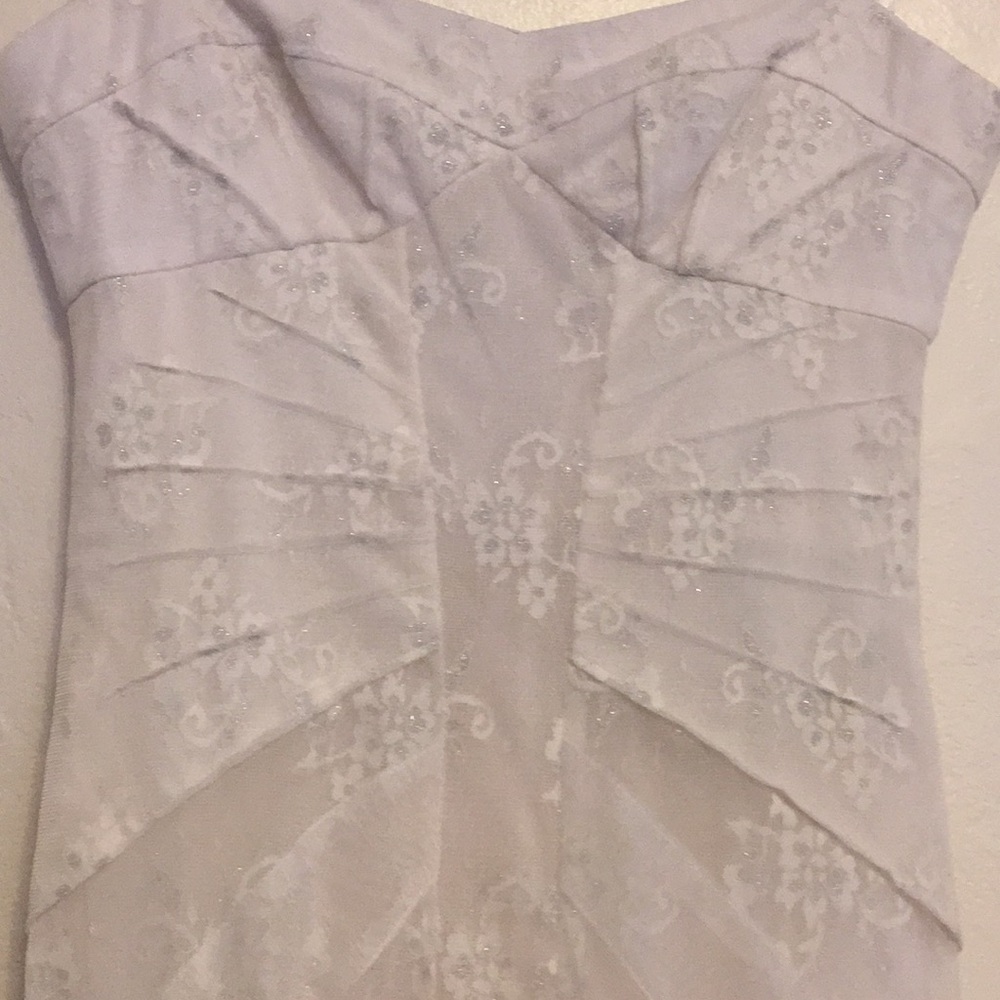 Stunning BCBG Maxazria dress - Picture 3 of 10